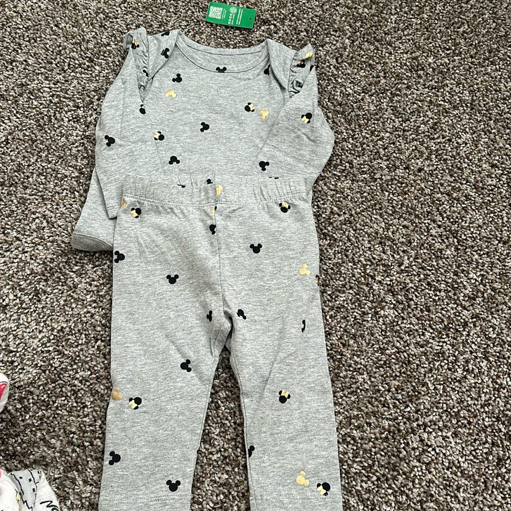 Disney leggings and long sleeved shirt